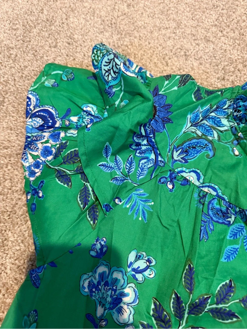 Entro Green Floral Flutter Sleeve Blouse - Picture 3 of 8